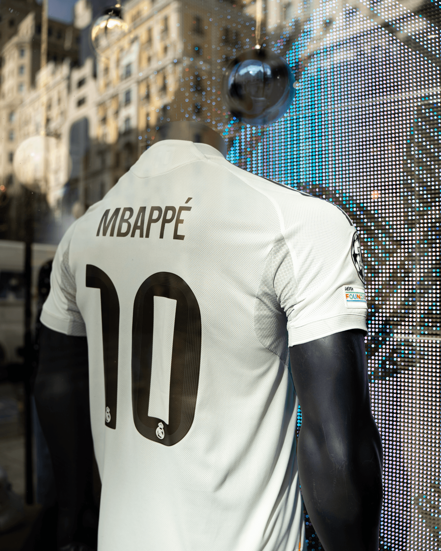 Tiendas del Real Madrid - Tienda Real Madrid 4-5.PNG